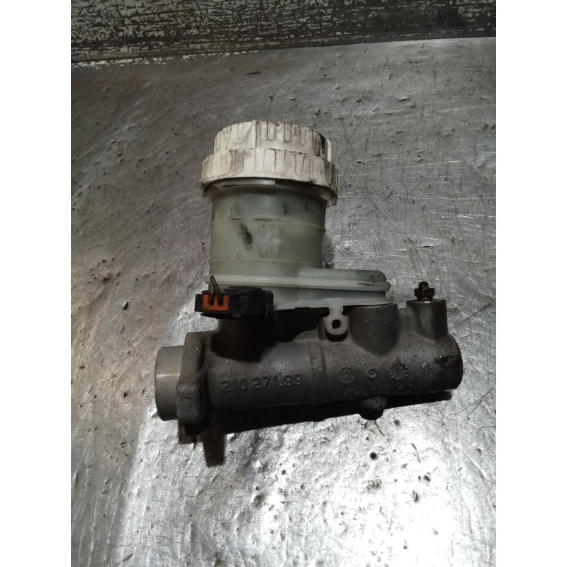 Recambio de bomba freno para mitsubishi carisma (da_) 1.8 16v gdi (da2a) referencia OEM IAM 21027199  99