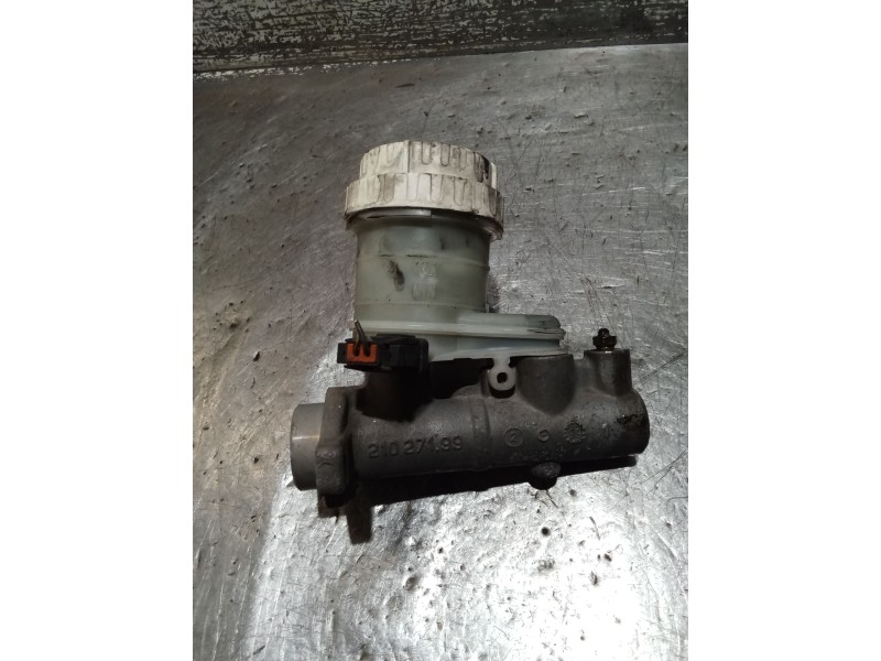 Recambio de bomba freno para mitsubishi carisma (da_) 1.8 16v gdi (da2a) referencia OEM IAM 21027199  99