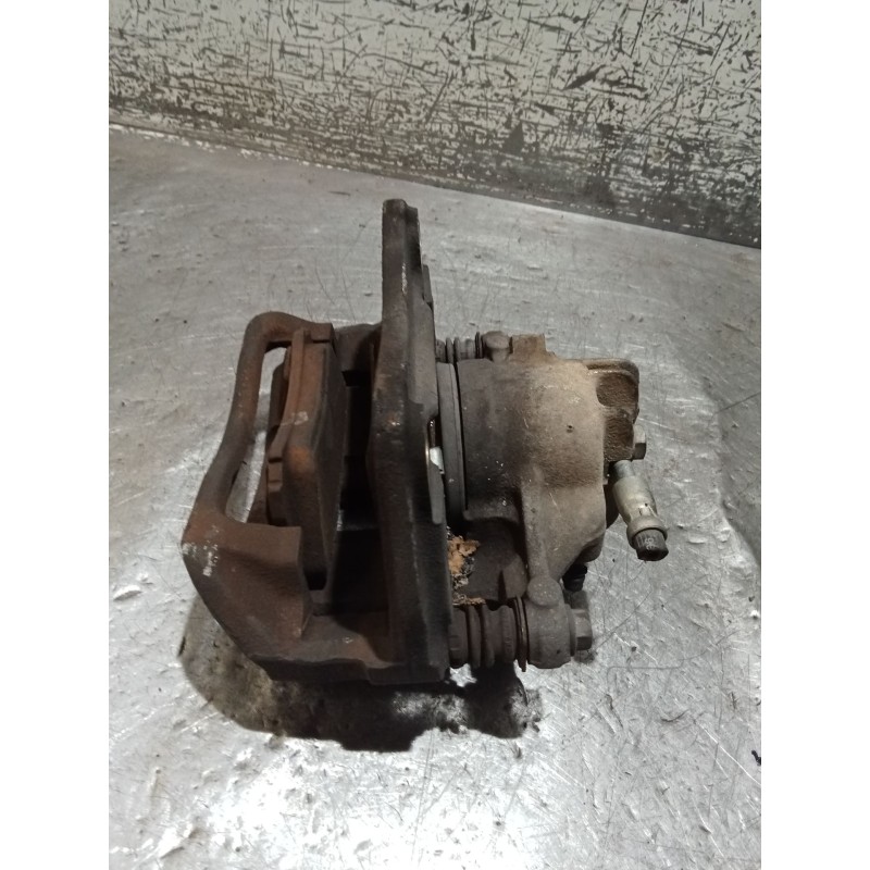 Recambio de pinza freno delantera derecha para mitsubishi carisma (da_) 1.8 16v gdi (da2a) referencia OEM IAM   99
