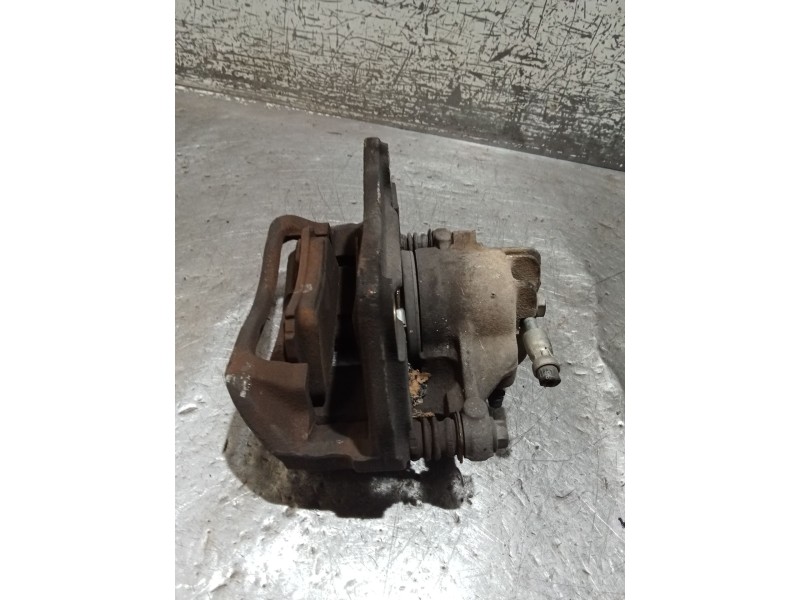 Recambio de pinza freno delantera derecha para mitsubishi carisma (da_) 1.8 16v gdi (da2a) referencia OEM IAM   99