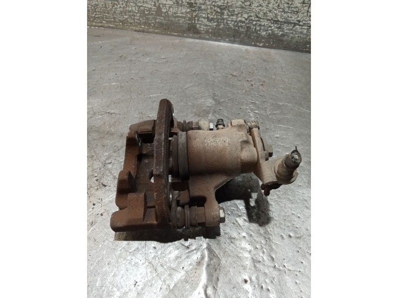Recambio de pinza freno trasera derecha para mitsubishi carisma (da_) 1.8 16v gdi (da2a) referencia OEM IAM   99
