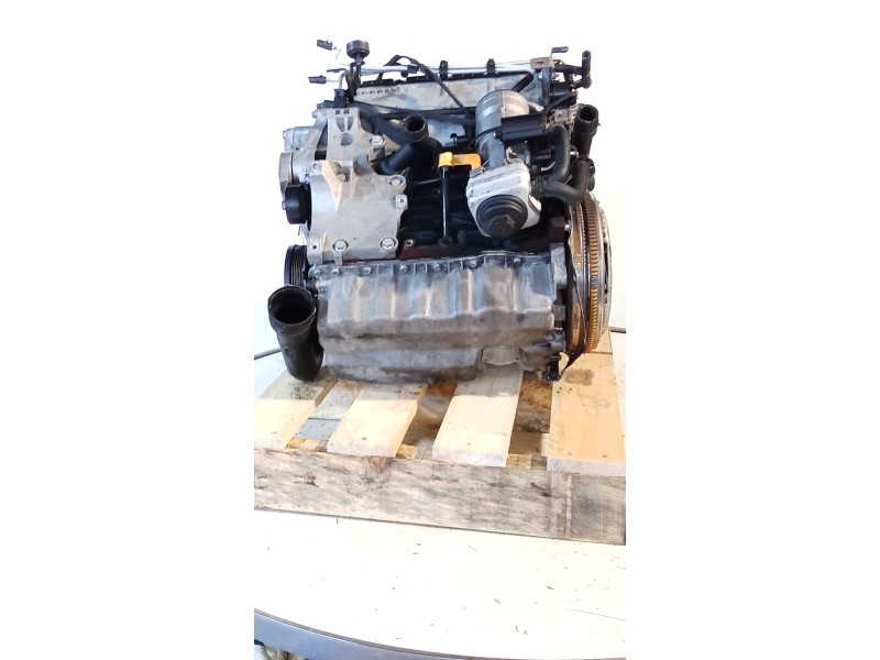 Recambio de motor completo para seat leon (1p1) 1.9 tdi referencia OEM IAM BXE LUK 389774