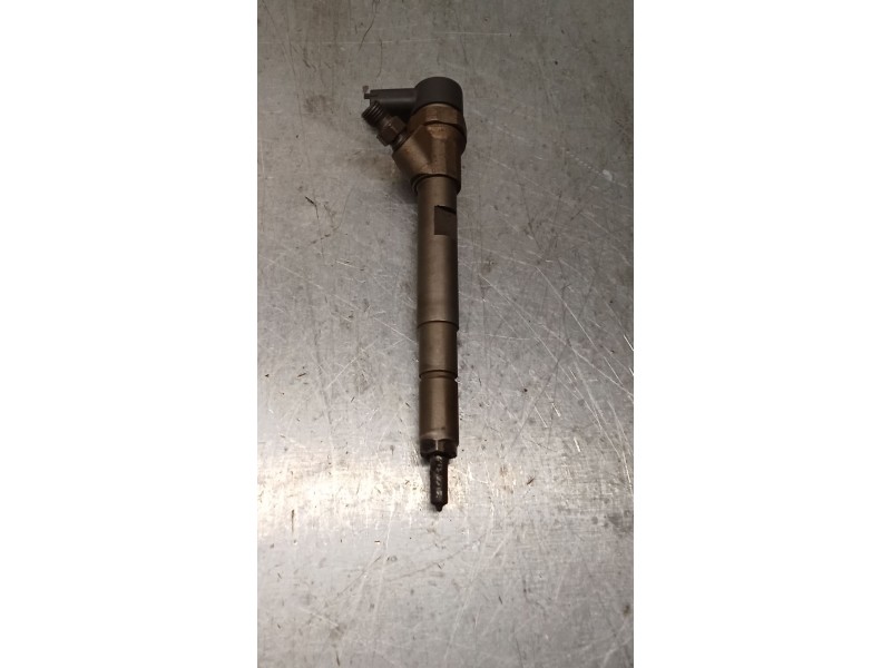 Recambio de inyector para jeep cherokee (kj) 2.8 crd 4x4 referencia OEM IAM 0445110218  BOSCH