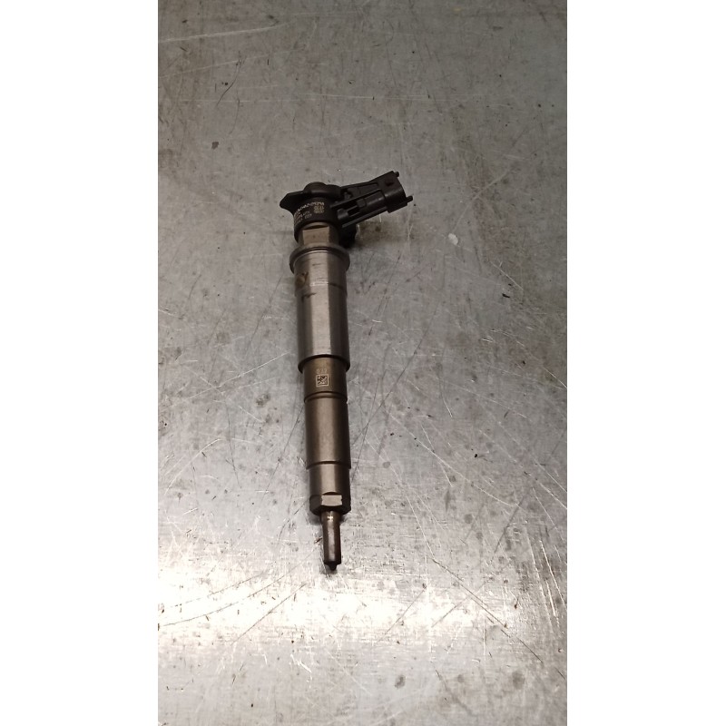 Recambio de inyector para renault espace iv (jk0/1_) 2.0 dci (jk02, jk03) referencia OEM IAM 0445115007  BOSCH