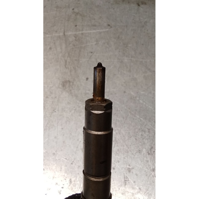 Recambio de inyector para renault espace iv (jk0/1_) 2.0 dci (jk02, jk03) referencia OEM IAM 0445115007  BOSCH