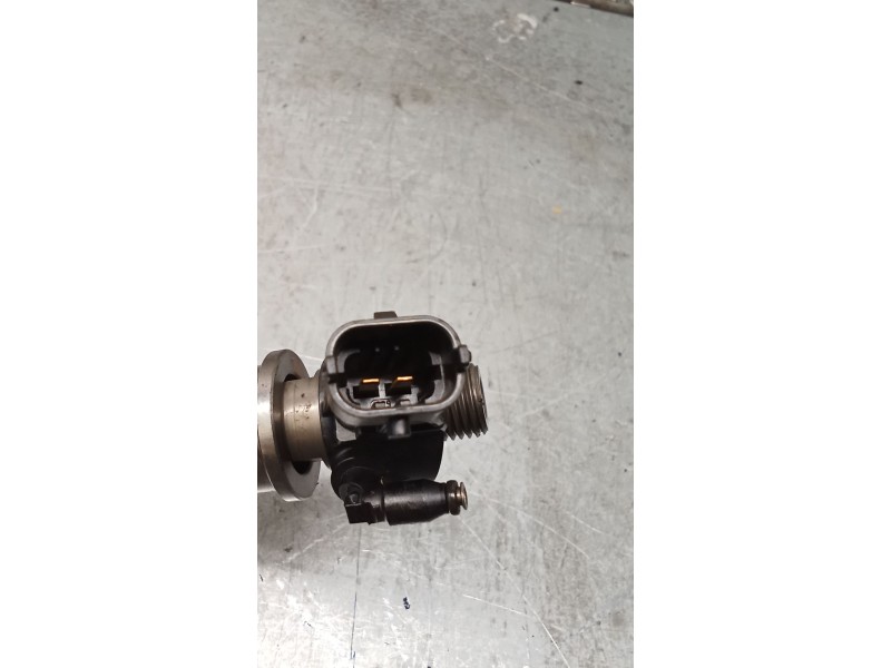 Recambio de inyector para renault espace iv (jk0/1_) 2.0 dci (jk02, jk03) referencia OEM IAM 0445115007  BOSCH