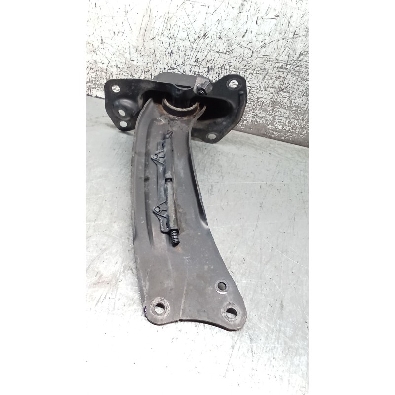 Recambio de brazo suspension superior trasero derecho para volkswagen passat b6 (3c2) 2.0 tdi 16v referencia OEM IAM 3C0505226 T
