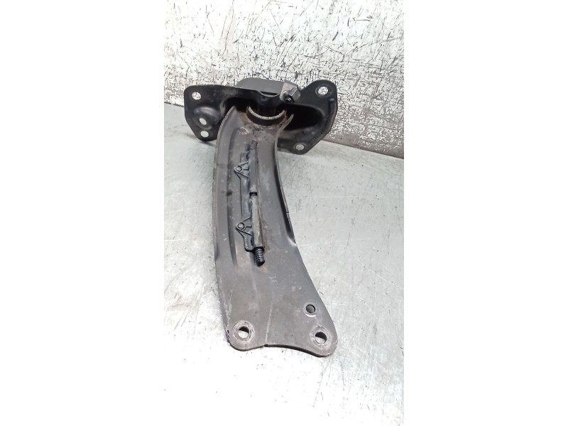 Recambio de brazo suspension superior trasero derecho para volkswagen passat b6 (3c2) 2.0 tdi 16v referencia OEM IAM 3C0505226 T