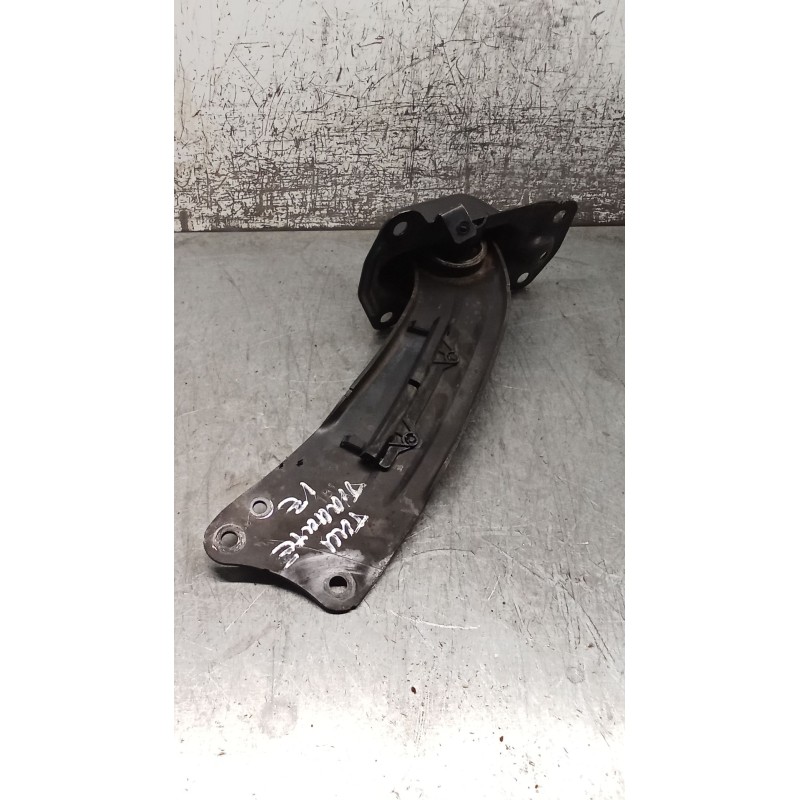 Recambio de brazo suspension superior trasero izquierdo para volkswagen passat b6 (3c2) 2.0 tdi 16v referencia OEM IAM 3C0505225