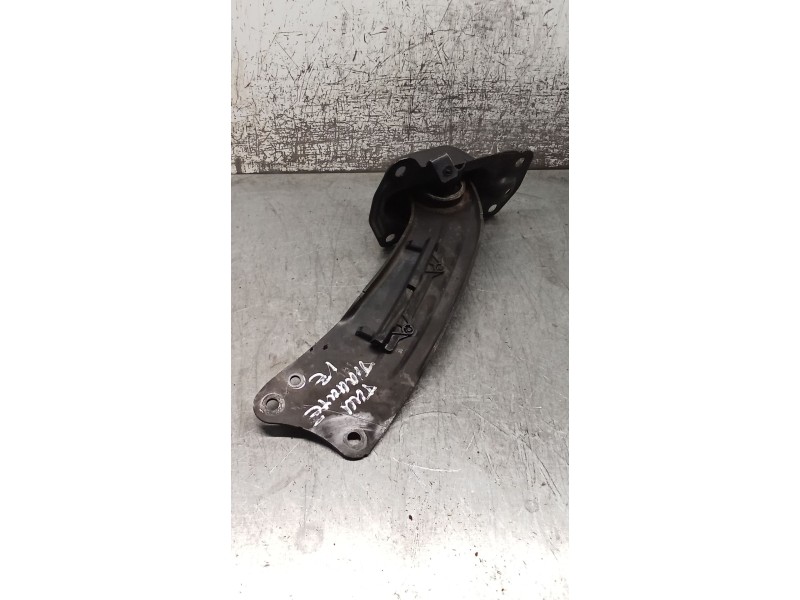 Recambio de brazo suspension superior trasero izquierdo para volkswagen passat b6 (3c2) 2.0 tdi 16v referencia OEM IAM 3C0505225