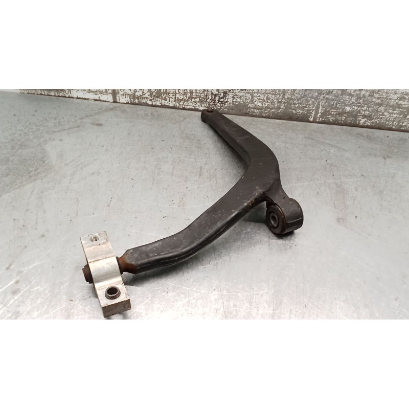 Recambio de brazo suspension inferior delantero derecho para peugeot 406 (8b) 1.8 16v referencia OEM IAM   99