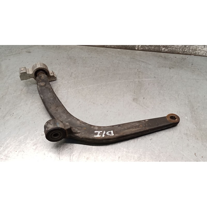 Recambio de brazo suspension inferior delantero izquierdo para peugeot 406 (8b) 1.8 16v referencia OEM IAM   99