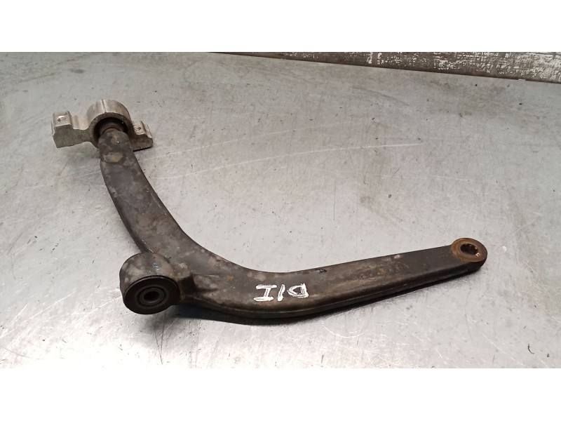Recambio de brazo suspension inferior delantero izquierdo para peugeot 406 (8b) 1.8 16v referencia OEM IAM   99