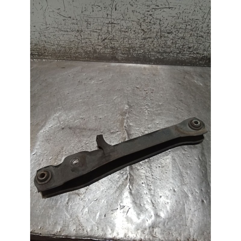 Recambio de brazo suspension inferior trasero derecho para mitsubishi carisma (da_) 1.8 16v gdi (da2a) referencia OEM IAM   99