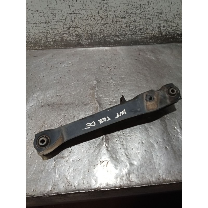 Recambio de brazo suspension inferior trasero derecho para mitsubishi carisma (da_) 1.8 16v gdi (da2a) referencia OEM IAM   99