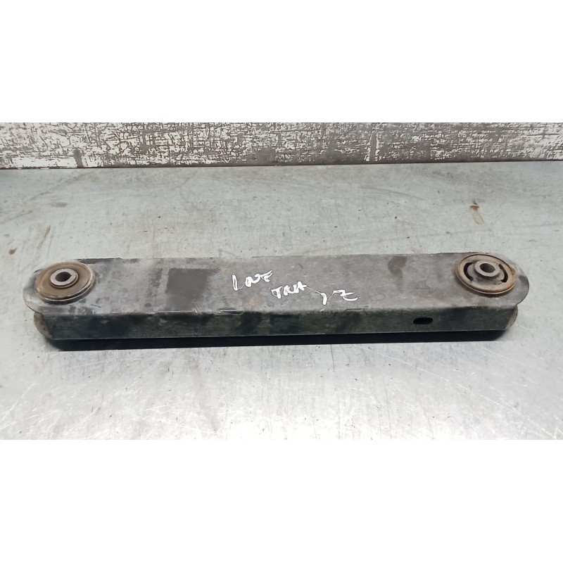 Recambio de brazo suspension inferior trasero izquierdo para jeep cherokee (kj) 2.8 crd 4x4 referencia OEM IAM   01