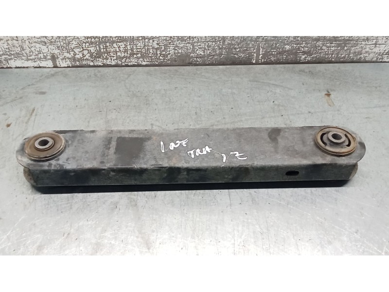 Recambio de brazo suspension inferior trasero izquierdo para jeep cherokee (kj) 2.8 crd 4x4 referencia OEM IAM   01