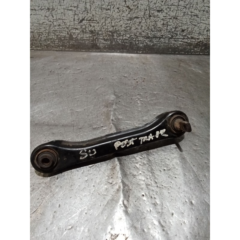 Recambio de brazo suspension superior trasero izquierdo para mitsubishi carisma (da_) 1.8 16v gdi (da2a) referencia OEM IAM  99 