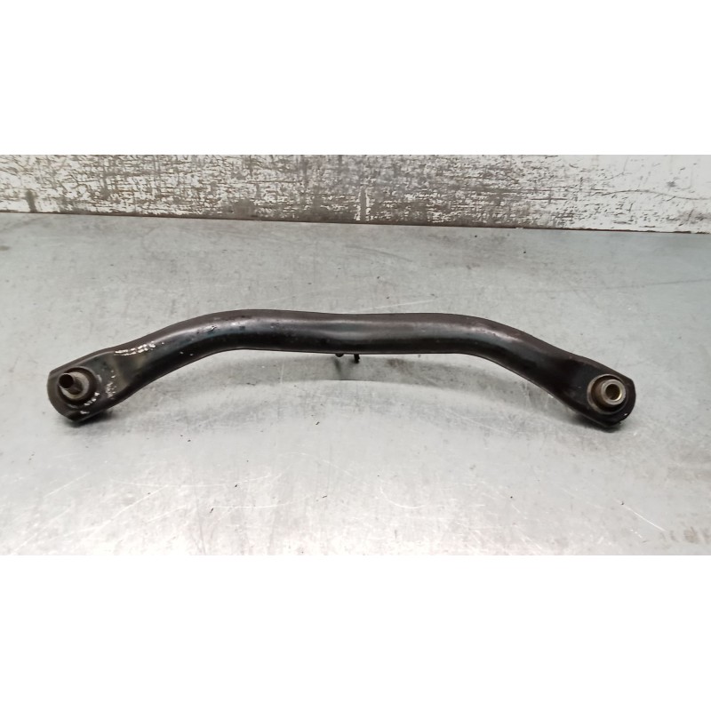Recambio de brazo suspension superior trasero izquierdo para peugeot 406 (8b) 1.8 16v referencia OEM IAM  POSTERIOR 99