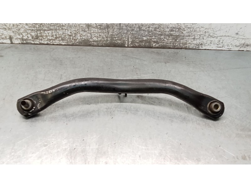 Recambio de brazo suspension superior trasero izquierdo para peugeot 406 (8b) 1.8 16v referencia OEM IAM  POSTERIOR 99