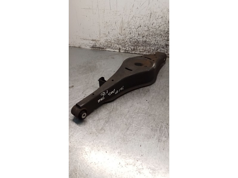 Recambio de brazo suspension inferior trasero izquierdo para volkswagen passat b6 (3c2) 2.0 tdi 16v referencia OEM IAM  POSTERIO