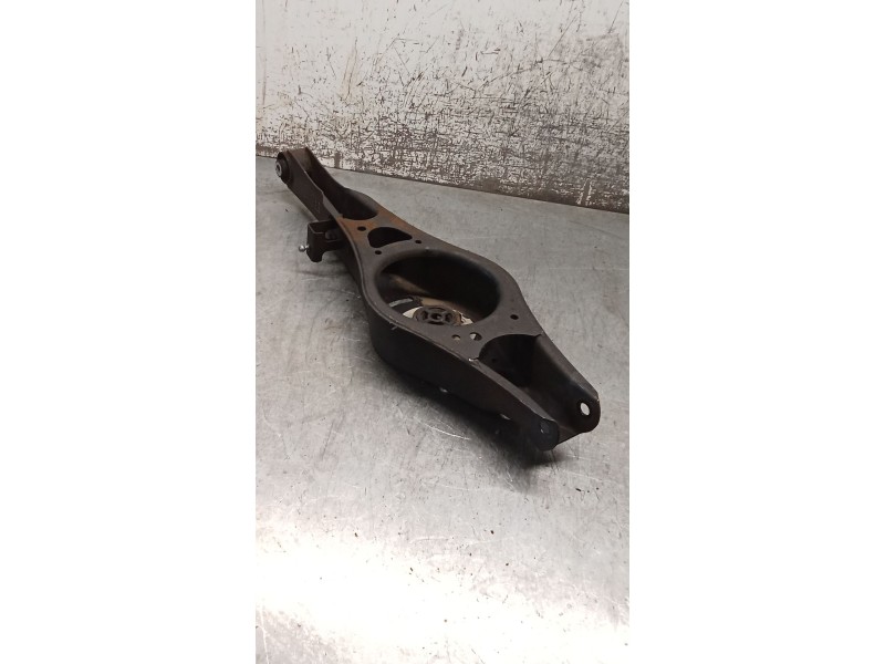 Recambio de brazo suspension inferior trasero izquierdo para volkswagen passat b6 (3c2) 2.0 tdi 16v referencia OEM IAM  POSTERIO