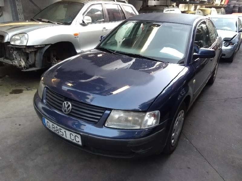 volkswagen passat berlina (3b2) del año 1999