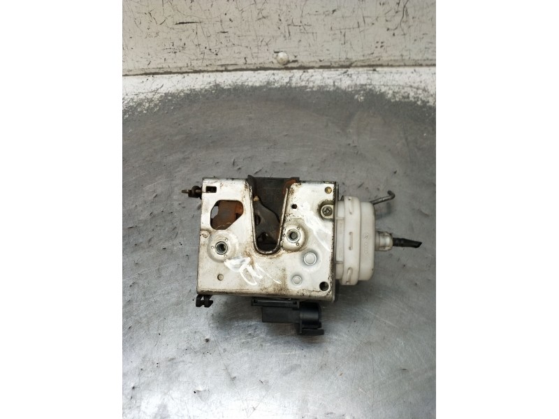 Recambio de motor cierre centralizado delantero derecho para audi a3 (8l1) 1.9 tdi referencia OEM IAM  3P 1996