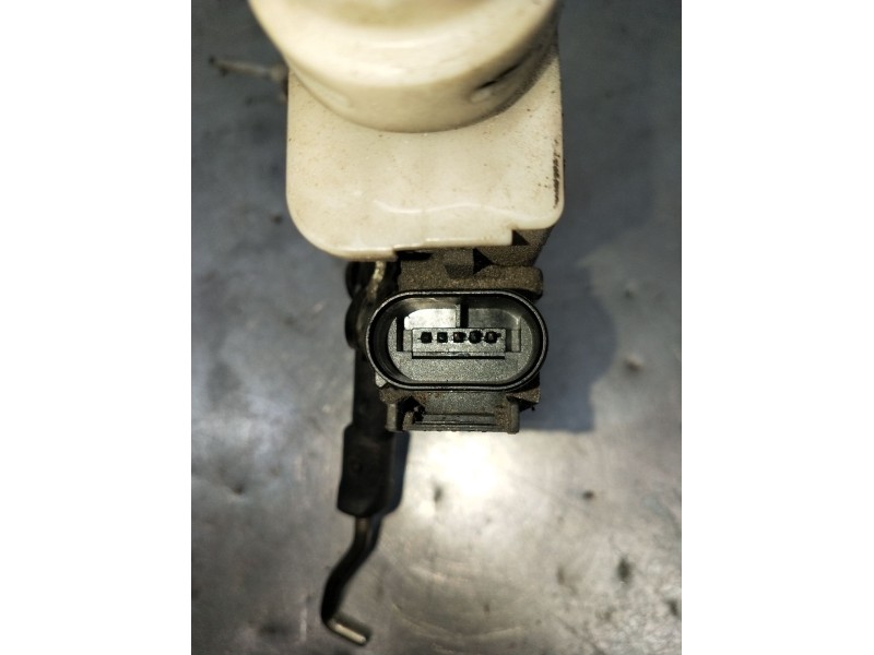 Recambio de motor cierre centralizado delantero izquierdo para audi a3 (8l1) 1.9 tdi referencia OEM IAM  3P 1996