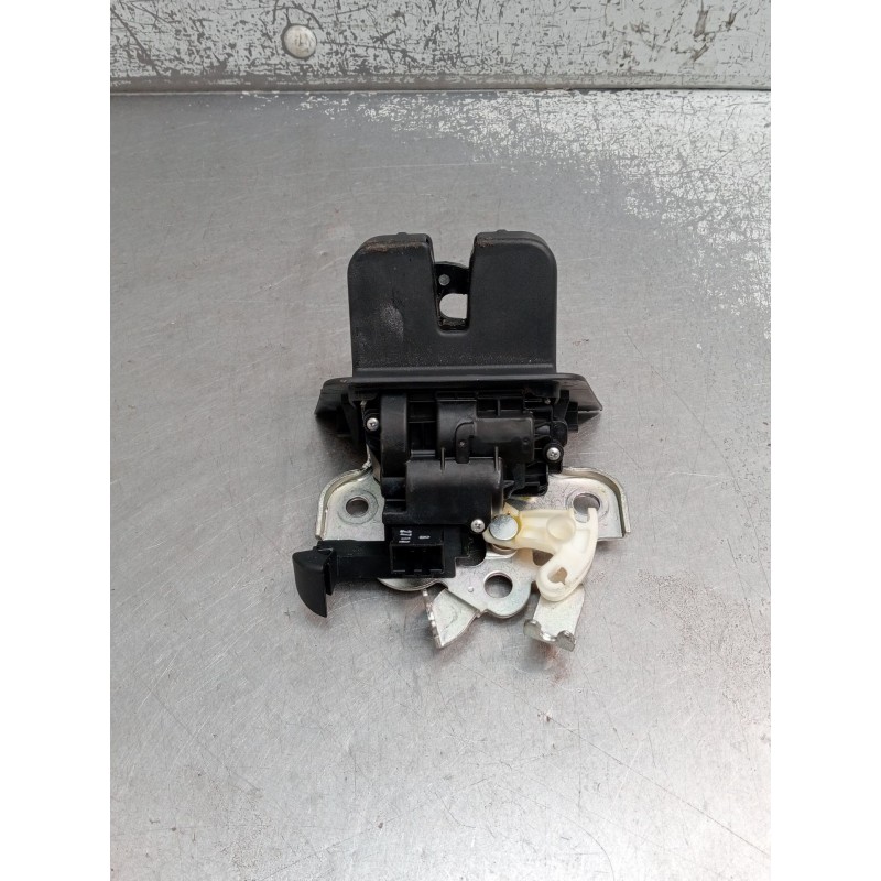 Recambio de motor cierre centralizado porton para audi a7 sportback (4ga, 4gf) 3.0 tdi quattro referencia OEM IAM  5P 2010