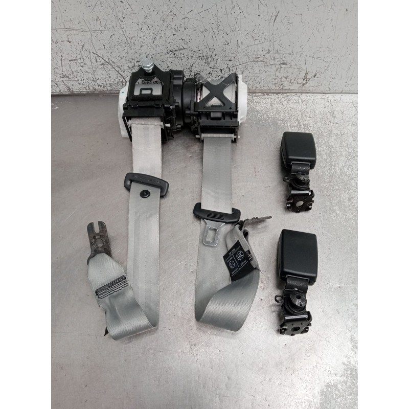 Recambio de juego cinturones trasero para audi a7 sportback (4ga, 4gf) 3.0 tdi quattro referencia OEM IAM  4P 2010