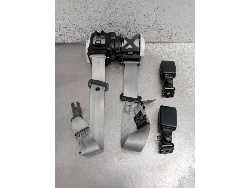 Recambio de juego cinturones trasero para audi a7 sportback (4ga, 4gf) 3.0 tdi quattro referencia OEM IAM  4P 2010