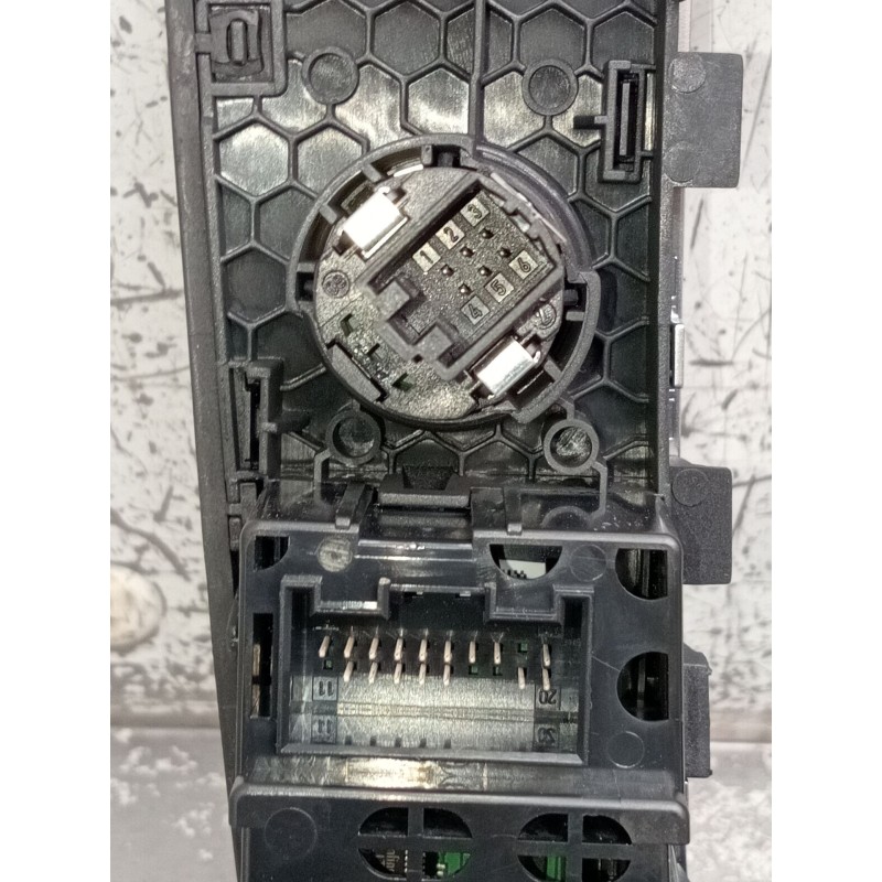 Recambio de mando multifuncion para audi a7 sportback (4ga, 4gf) 3.0 tdi quattro referencia OEM IAM 4G1919610A 1009055301 2010