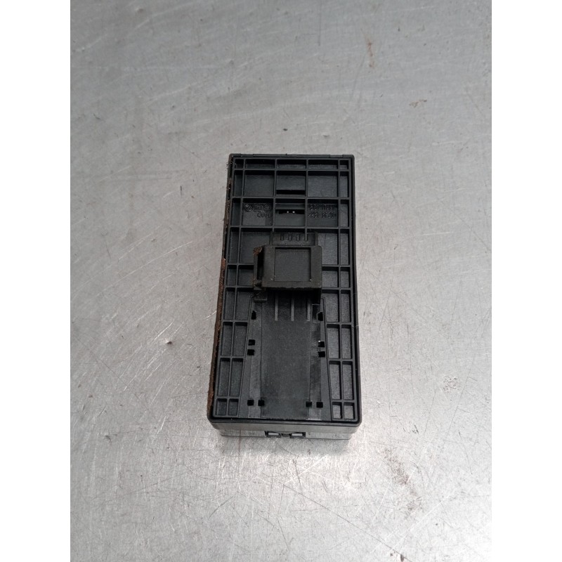 Recambio de mando elevalunas delantero izquierdo para audi a7 sportback (4ga, 4gf) 3.0 tdi quattro referencia OEM IAM  4P 2010