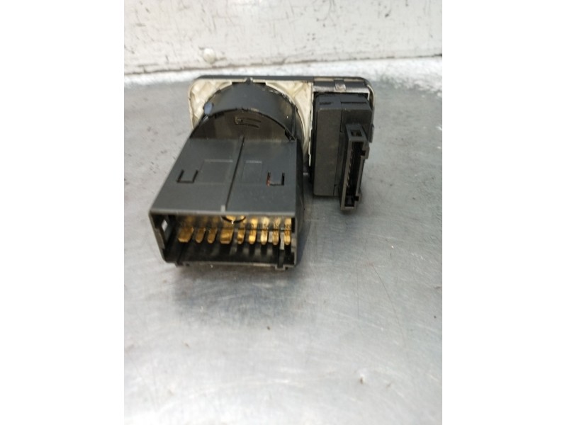 Recambio de mando luces para audi a3 (8l1) 1.9 tdi referencia OEM IAM   1996
