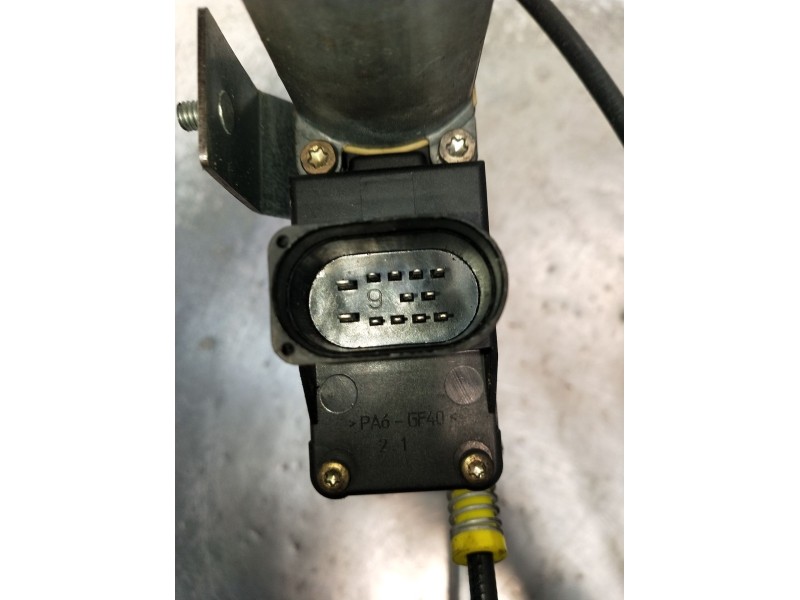 Recambio de elevalunas delantero derecho para volkswagen polo (6n2) 1.9 sdi referencia OEM IAM  5P 