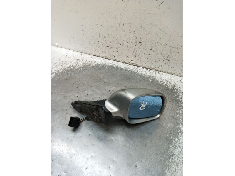 Recambio de retrovisor derecho para audi a3 (8l1) 1.9 tdi referencia OEM IAM  ELÉCTRICO 1996