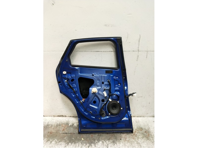 Recambio de puerta trasera izquierda para renault captur iii captur e-tech hybrid referencia OEM IAM  5P 2025