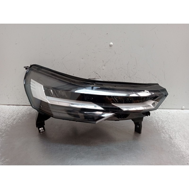 Recambio de faro derecho para renault captur iii captur e-tech hybrid referencia OEM IAM 260100091R 1EX01671402 20230404 