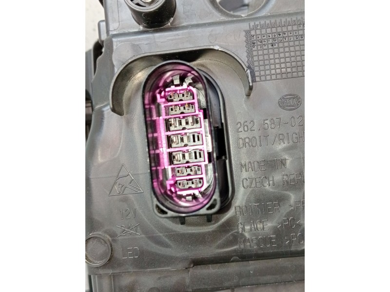 Recambio de faro derecho para renault captur iii captur e-tech hybrid referencia OEM IAM 260100091R 1EX01671402 20230404 