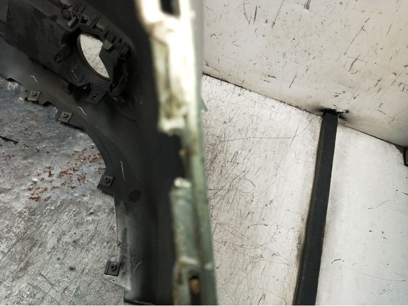 Recambio de paragolpes delantero para mazda 5 (cr) 2.0 cd (cr19) referencia OEM IAM  VER FOTOS 2005