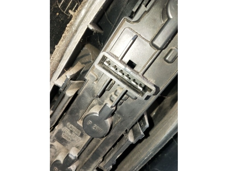 Recambio de piloto trasero derecho para mercedes-benz vito furgoneta (w638) 110 d 2.3 (638.074, 638.078) referencia OEM IAM   19