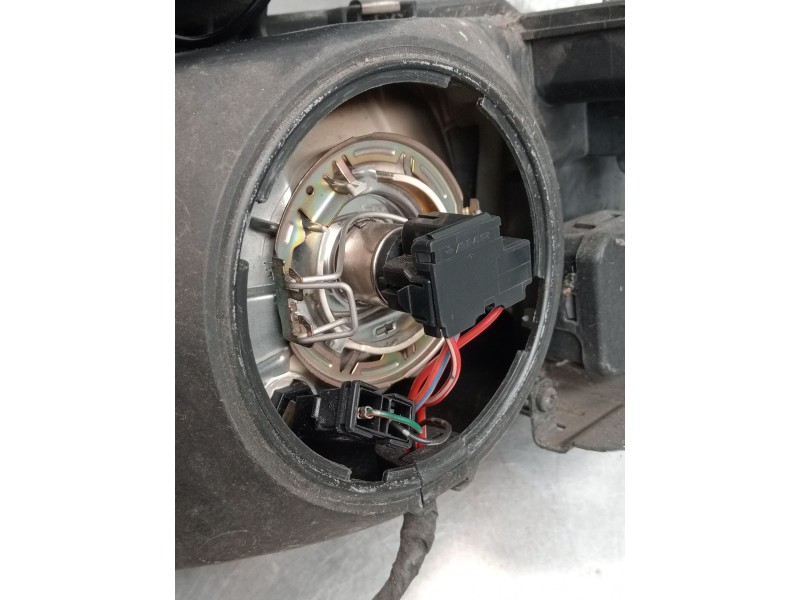 Recambio de faro derecho para mitsubishi carisma (da_) 1.8 16v gdi (da2a) referencia OEM IAM   1999
