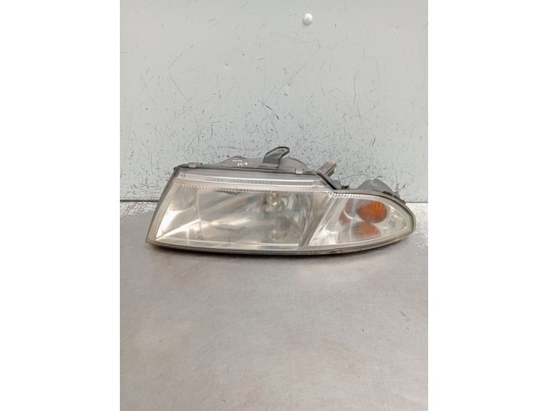 Recambio de faro izquierdo para mitsubishi carisma (da_) 1.8 16v gdi (da2a) referencia OEM IAM   1999