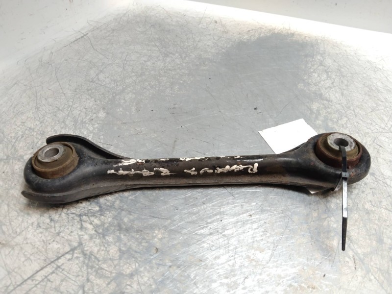 Recambio de tirante trasero derecho para ssangyong rodius 2.7 turbodiesel cat referencia OEM IAM   