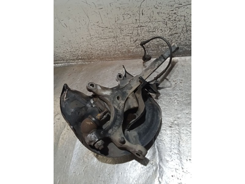 Recambio de mangueta delantera derecha para mercedes-benz clk (c208) clk 320 (208.365) referencia OEM IAM   