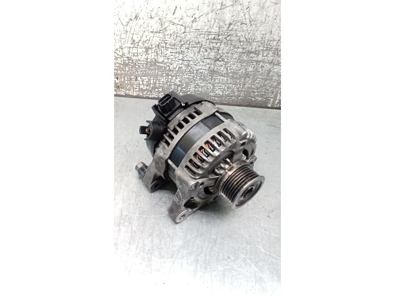 Recambio de alternador para volvo c30 (533) 1.6 d referencia OEM IAM 8EL011711801 150A 07