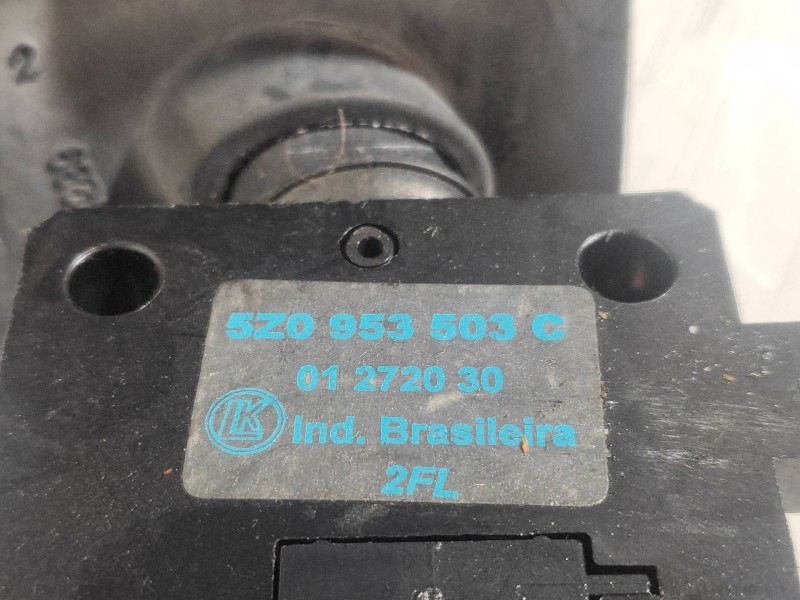 Recambio de mando limpia para volkswagen fox (5z1) básico referencia OEM IAM 5Z0953503C  