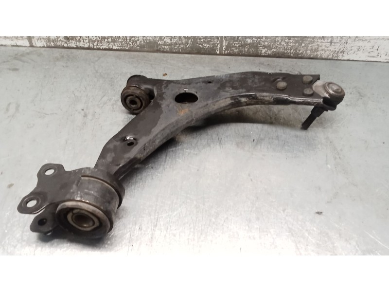 Recambio de brazo suspension inferior delantero izquierdo para volvo c30 (533) 1.6 d referencia OEM IAM   07