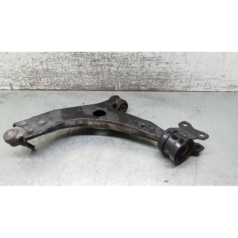 Recambio de brazo suspension inferior delantero derecho para volvo c30 (533) 1.6 d referencia OEM IAM   07